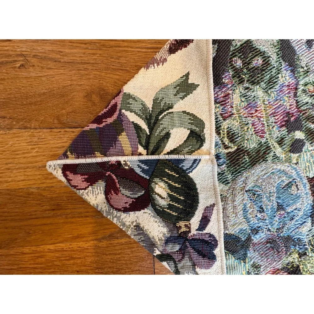Vintage Christmas Cats Woven Tapestry Table Runner Holiday Decor 48 Inch